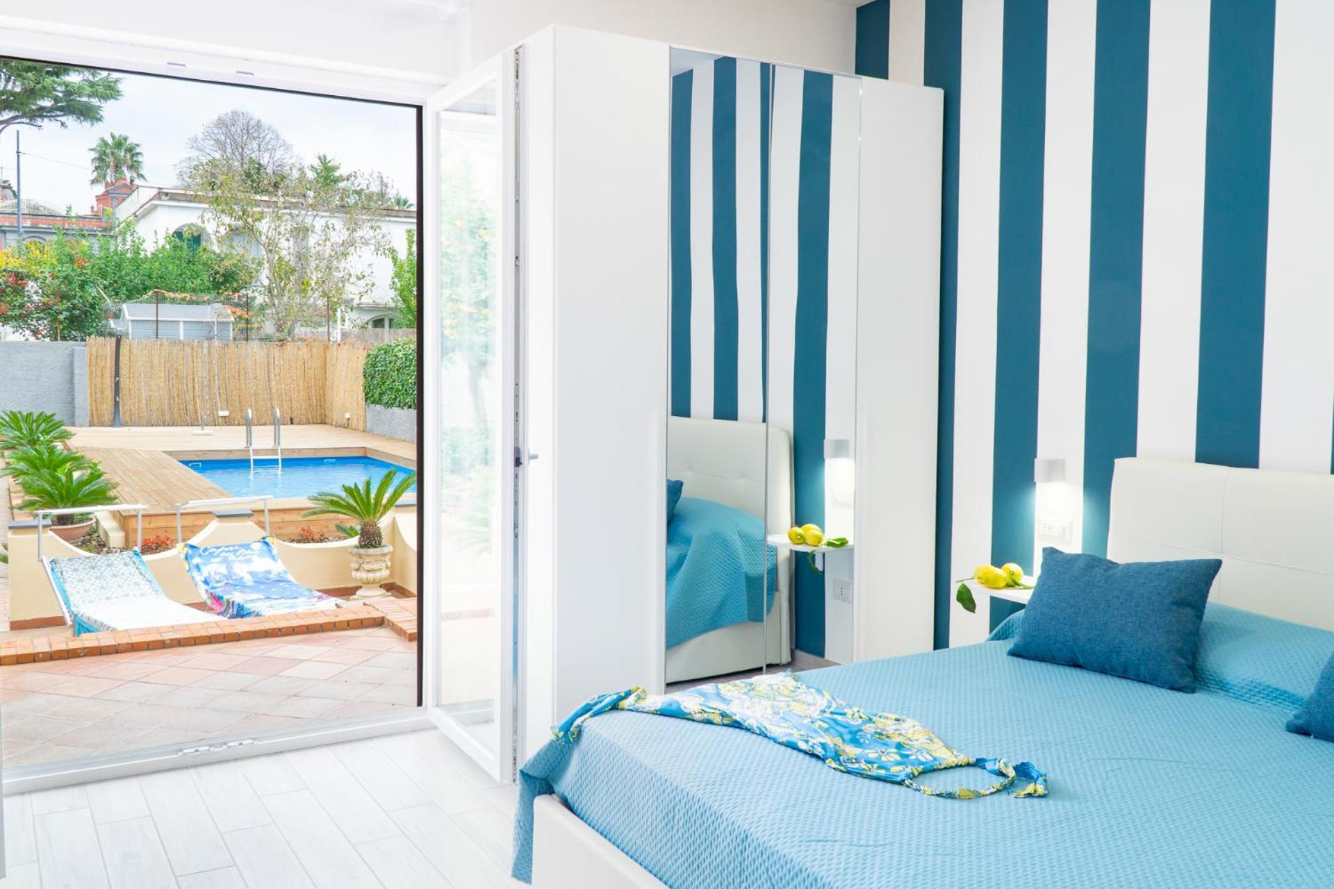Summer Colors Rooms & Apartments メタ エクステリア 写真
